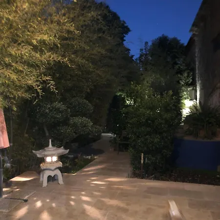 Maison Mia Majorelle بيت ضيافة Roujan