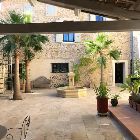 Maison Mia Majorelle *
